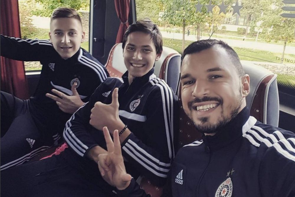 Uz ovaj hit Seke Aleksić se igrači Partizana spremaju za Augzburg! (VIDEO)