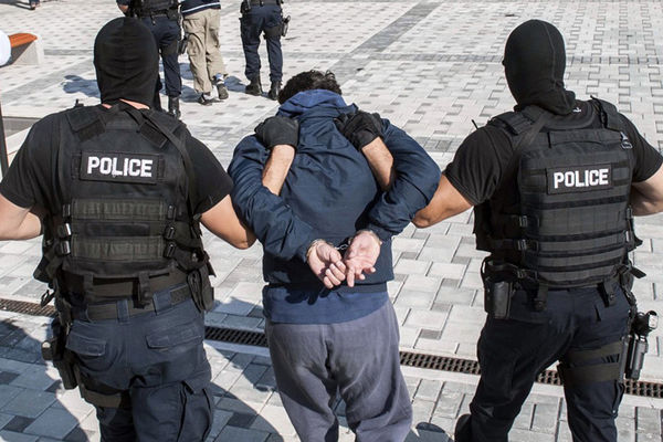 Do zuba naoružani kosovski specijalci uhapsili 15 Srba! Traži se hitna sednica Vlade Srbije