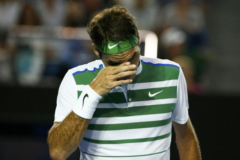 Federer: Pokušao sam da zaustavim krvarenje, ali me je potpuno zaustavio!