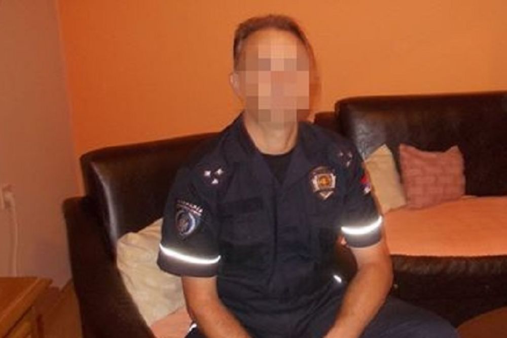 Ovo je policajac koga su pronašli mrtvog i golog: Sedeo u kolima, umro na dužnosti! (FOTO)