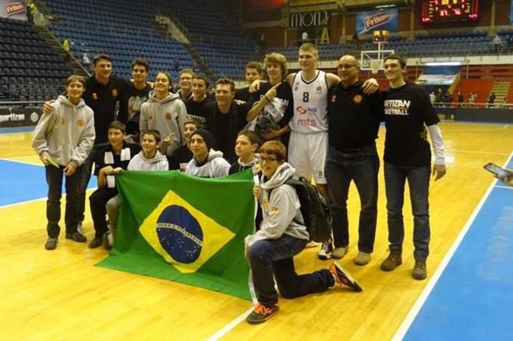 Došli su čak iz Brazila samo da bi par dana trenirali košarku u Partizanu! (FOTO)