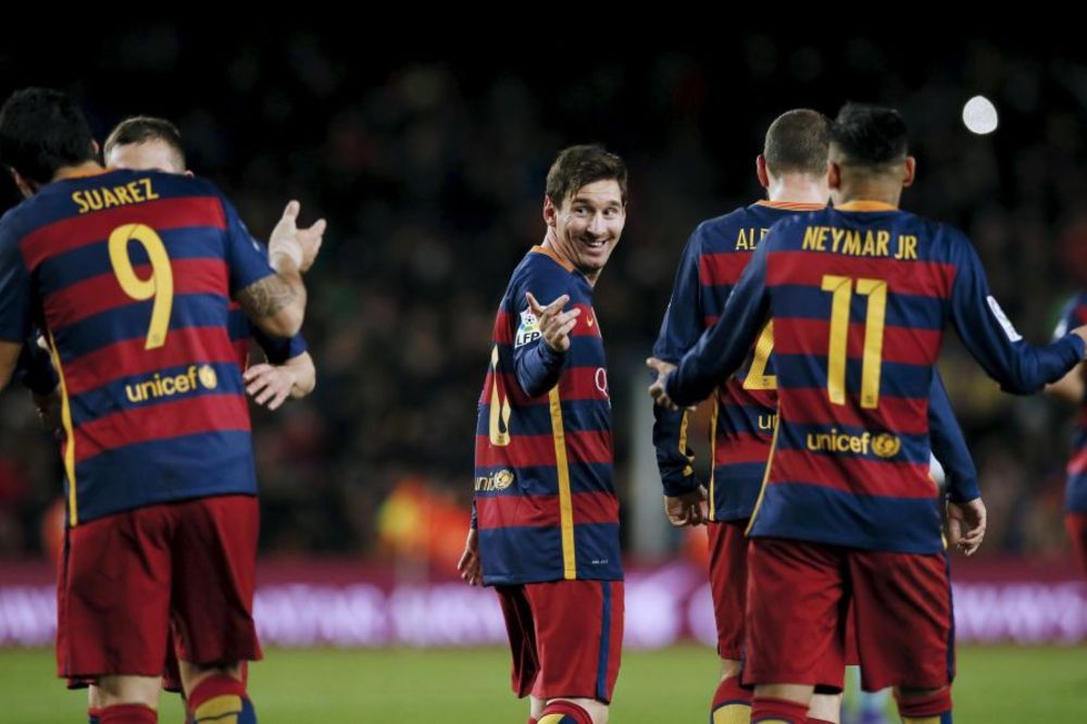 Peticija navijača Barselone: Mesi, pusti ga da šutira penal, nikada nije dao gol! (FOTO)