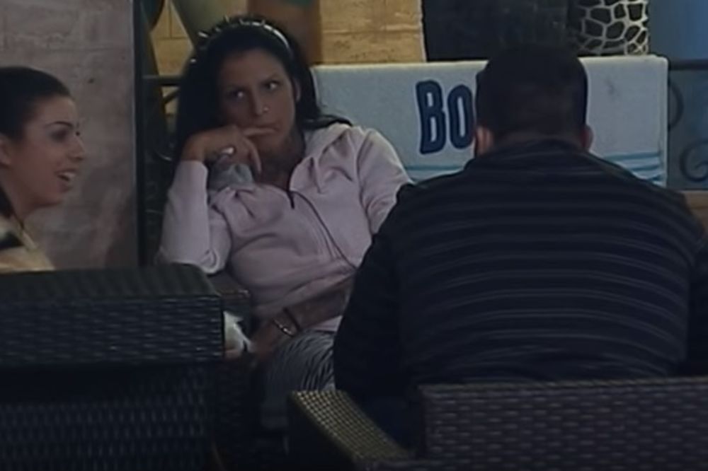 Zacopala se u Gastoza pa poludela! Ana Marija: Ja nemam ovde s kim da se j***m! (VIDEO)