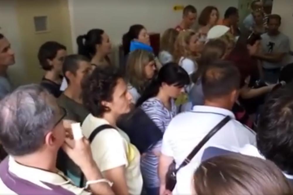 Pakao postoji i nalazi se u BG! Ovde trudnice i bolesne ljude drže po 3 sata na najvećoj vrućini! (VIDEO) (FOTO)