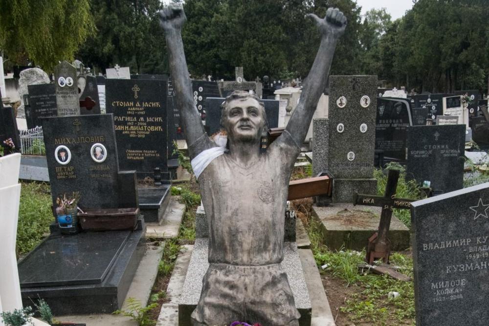 Tužna simbolika... Utakmica protiv Budućnosti ima nebesku vrednost za Grobare zbog Dragana Mancea... (VIDEO)
