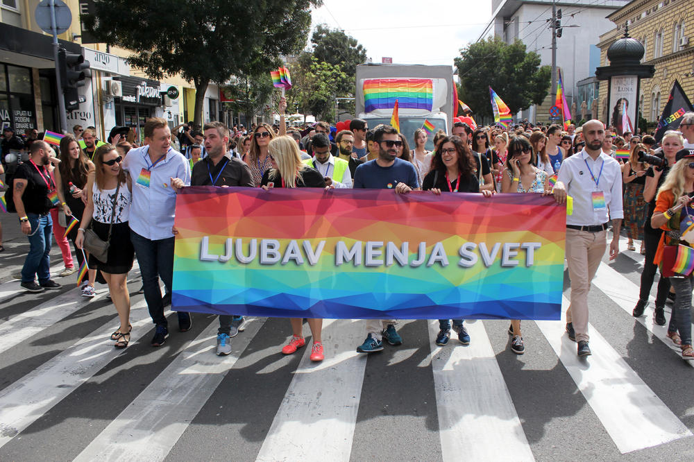 Ućutkala gejeve i antigejeve! Naj izjava parade: Srbijo, ovo nam je zadnja šansa! El ulazite spreda ili otpozadi?