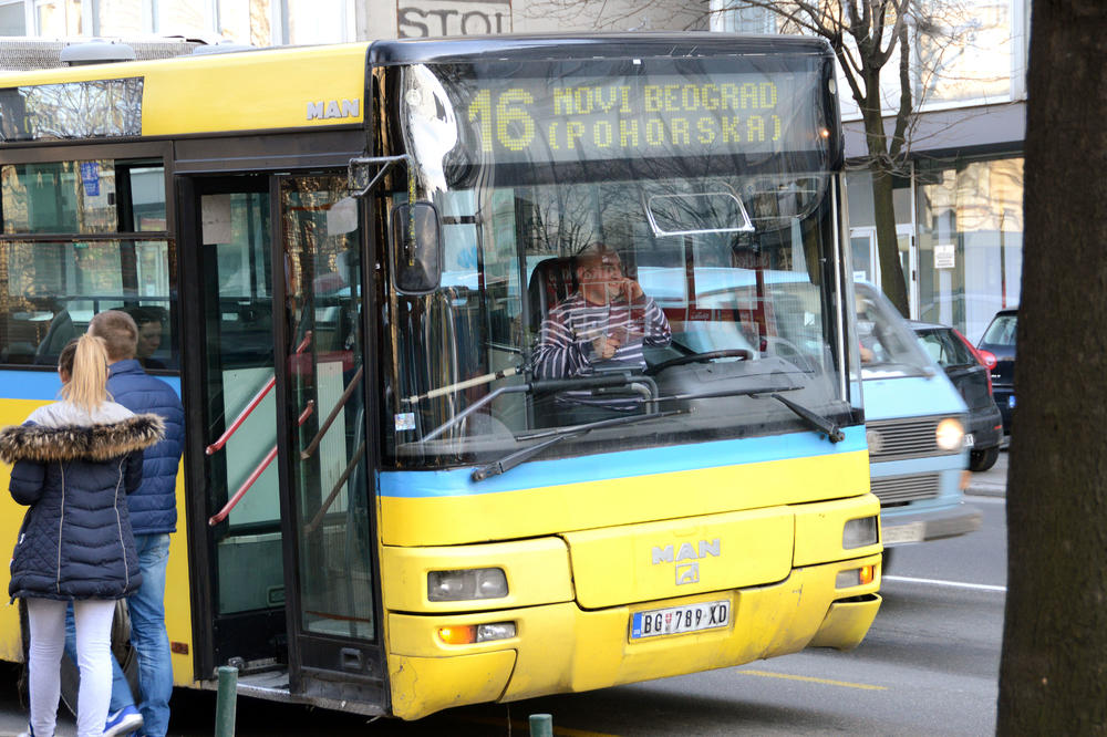 Ako ne kupite Bus plus ne možete iz zemlje, a ONDA UĐETE U AUTOBUS I TAMO ZATEKNETE OVO! (FOTO)