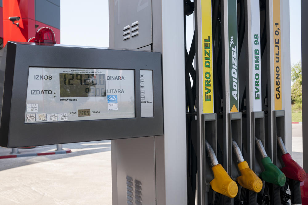 Vozači, jeste li primetili? Cene goriva u Srbiji se ovih dana menjaju (FOTO)