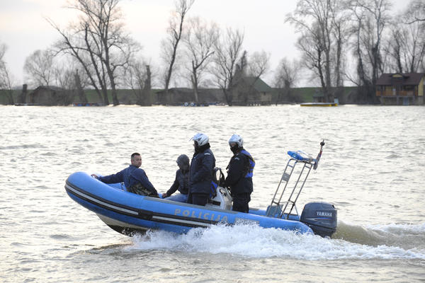 PRONAĐENO TELO RIBOČUVARA! U četvrtak se prevrnuo čamcem u kanalu Dunav-Tisa-Dunav, TUGA