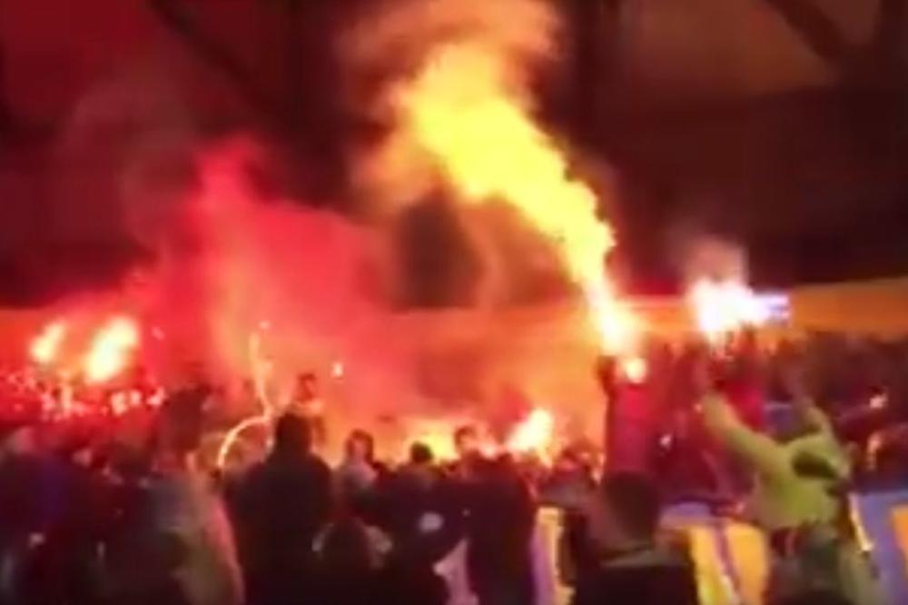 Ukrajinski huligani zapalili srpsku zastavu, i to posle onoga što su uradili pre početka meča! (FOTO) (VIDEO)