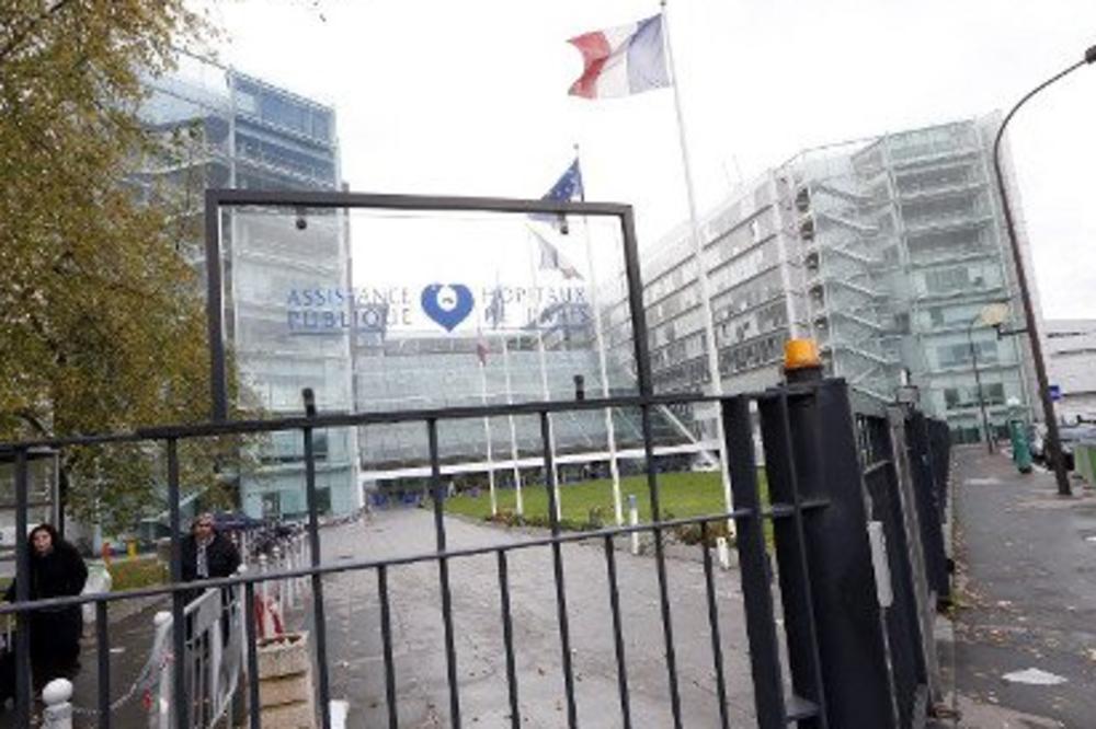 POTPUNA HAVARIJA U PARIZU! Zbog dojave o bombi zatvorena najveća bolnica!