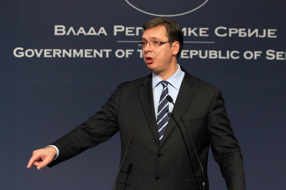 Vučić: Zar je moguće da nema dokaza protiv Dinkića i Karića?