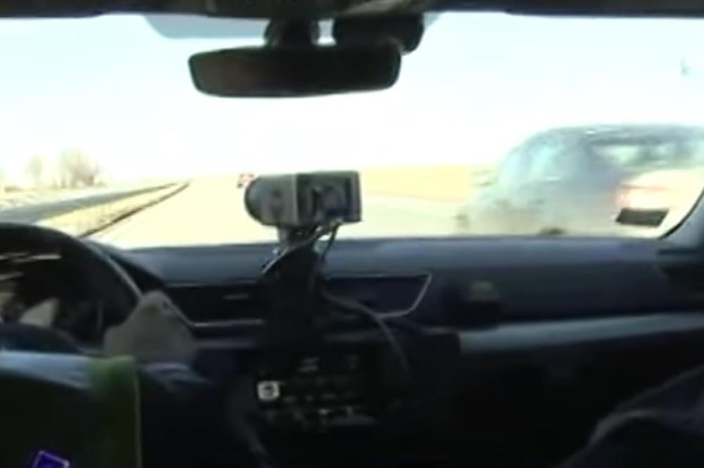 Stigli novi policajski presretači, pogledajte kako love bahate vozače! (VIDEO)