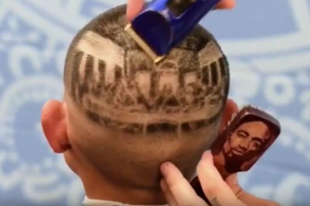 Sa strane na keca a pozadi POSLEDNJA VEČERA! Ovaj frizer napravio je UMETNIČKO DELO na glavi svog klijenta (FOTO) (VIDEO)