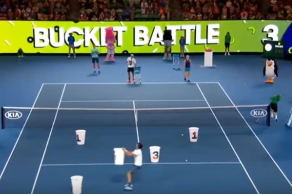 ČOVEK JE BOG: Novak je napravio takav šou da je i uvek hladni Federer zaplakao od smeha! (VIDEO)