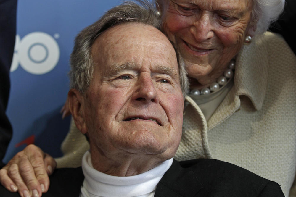NEPOZNATA BOLEST: Džordž Buš stariji završio u bolnici!