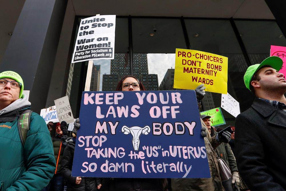 Hiljade ljudi na ulicama SAD tražilo jednako pravo na abortus