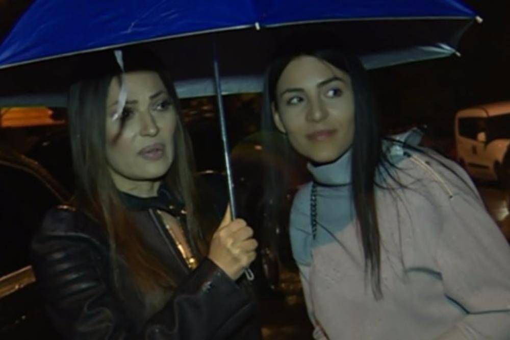 CECA DECU ODVELA U MANASTIR: Veljko i Anastasija sa majkom na PONOĆNOJ LITURGIJI! (FOTO) (VIDEO)