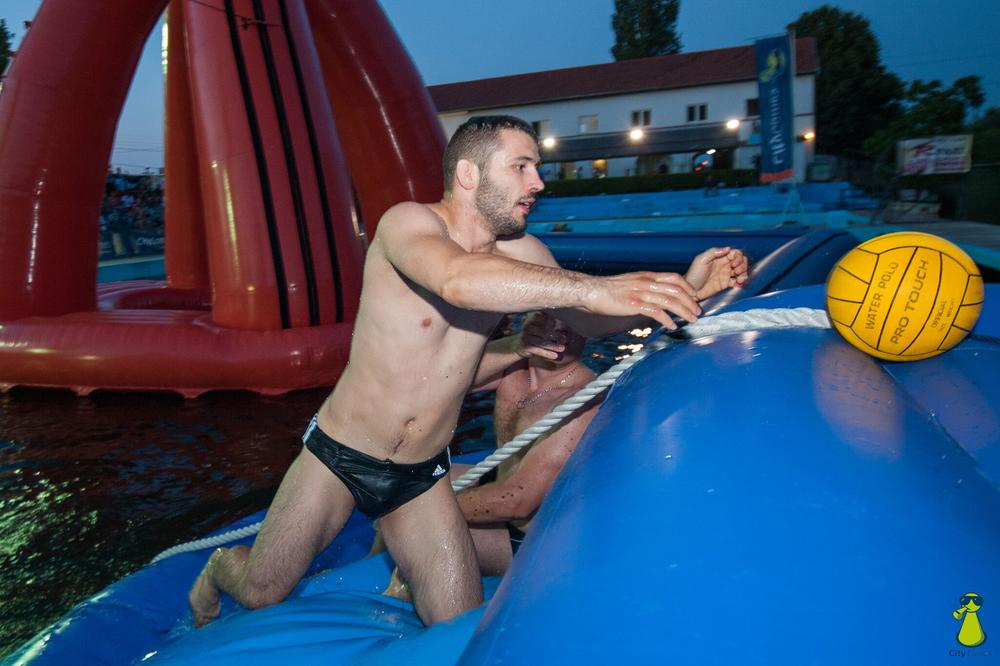 CITY GAMES OKUPLJA NAJBOLJE: Davor Štefanek se i na bazenima bori za zlato! (FOTO)
