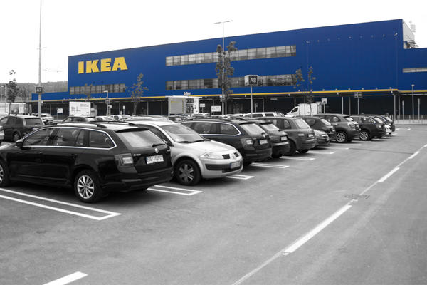 IKEA POVLAČI JEDAN PROIZVOD ZBOG OPASNOSTI OD STRUJNOG UDARA: Odmah ga VRATITE ako ste ga KUPILI! (FOTO)