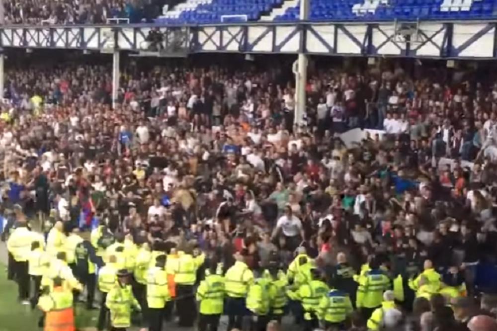 Da li će se i sada izvući? UEFA pokrenula istragu o haosu koji je napravila Torcida u Londonu! (FOTO) (VIDEO)
