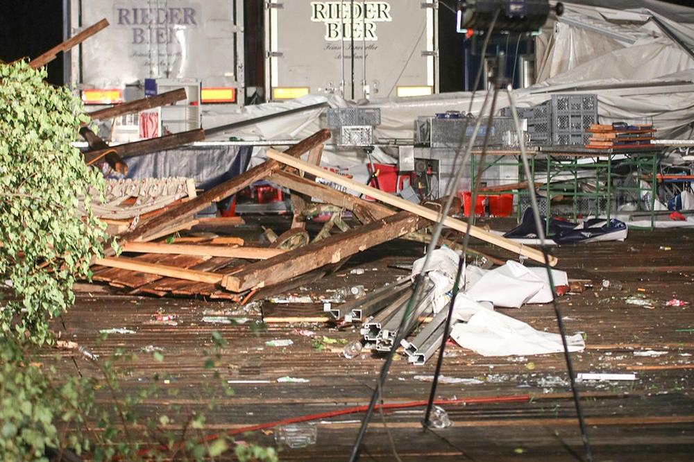 JAKO NEVREME AUSTRIJU ZAVILO U CRNO: Dve osobe stradale poginulo, više od 40 povređeno u stravičnoj oluji! (VIDEO)