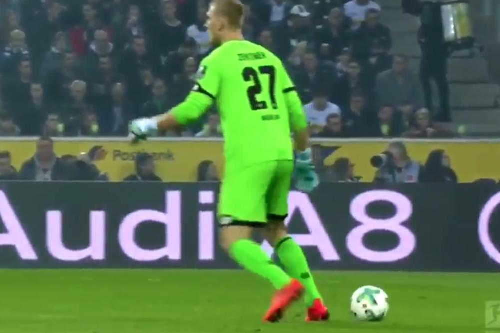 Gde je ta lopta, golmane? Nemački čuvar mreže je predmet sprdnje fudbalskog sveta, umalo da primi najgluplji gol u istoriji! (VIDEO)