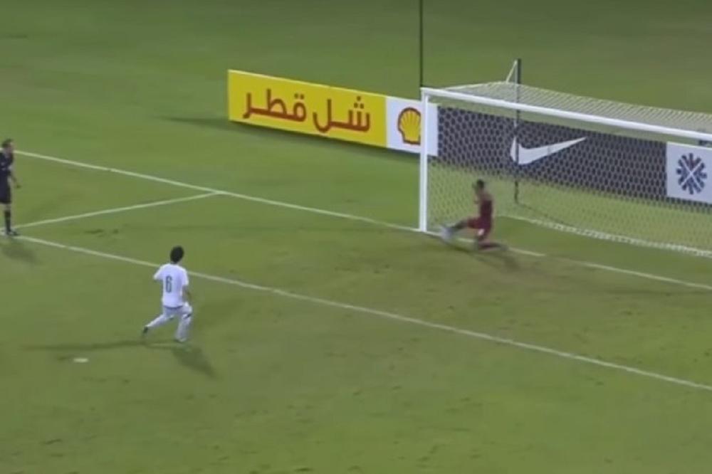SAMO U AZIJI! Sudija pokrao Katar, igrač stao na gol umesto golmana i doneo veliko slavlje svojoj zemlji! (VIDEO)