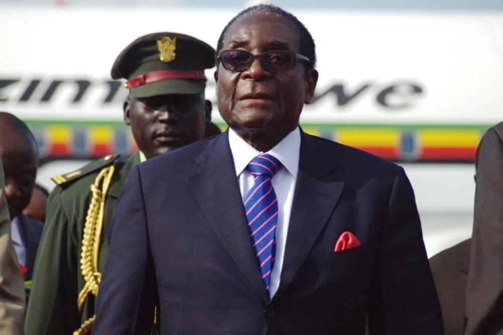 NAKON 37 GODINA VLASTI: Mugabe konačno dao ostavku!