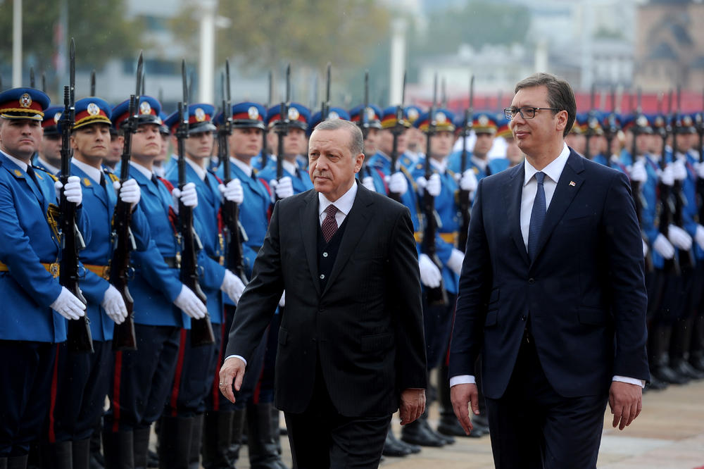 NA ĆIRILICI! Predsednik Turske uputio dobrodošlicu Vučiću na SRPSKOM! (FOTO)