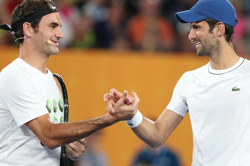 ZATO JE GOSPODIN MEĐU SPORTISTIMA! Novak Đoković čestitao Federeru povratak na prvo mesto ATP liste! (FOTO)