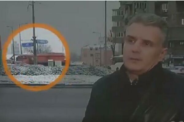 ŠTA NIJE U REDU SA OVIM SNIMKOM SA BOGOSLOVIJE? Prizor sa RTS zbunio Srbiju! Kako se vama čini ovaj izveštaj? (VIDEO)