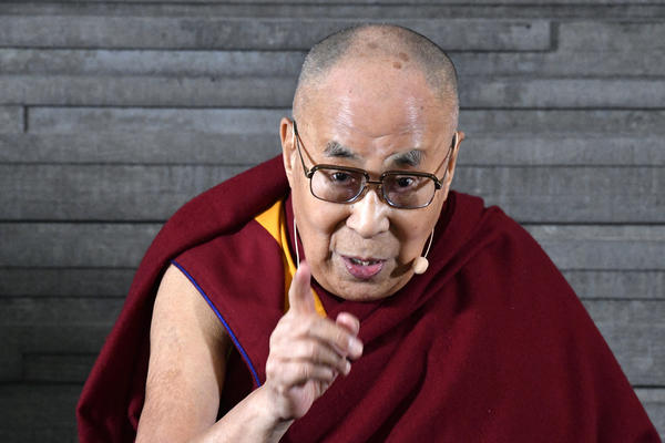 MNOGI LJUDI POKAZUJU DA ME VOLE: Dalaj Lama se obratio Indiji emotivnom porukom na svoj 86. ROĐENDAN!