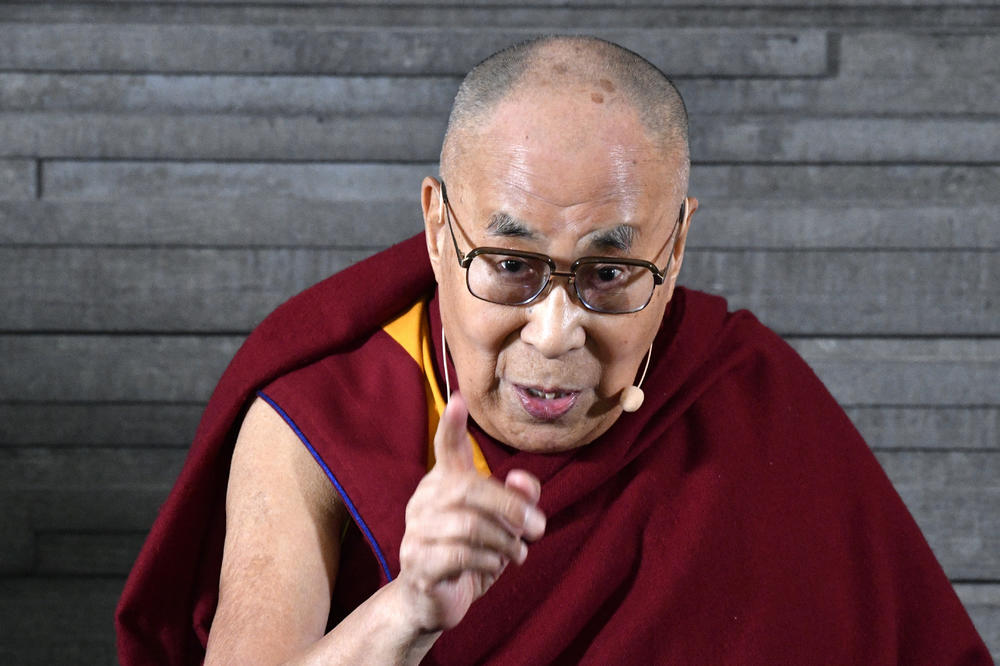 EVROPA PRIPADA EVROPLJANIMA: Dalaj Lama iznenadio izjavom o MIGRANTIMA!