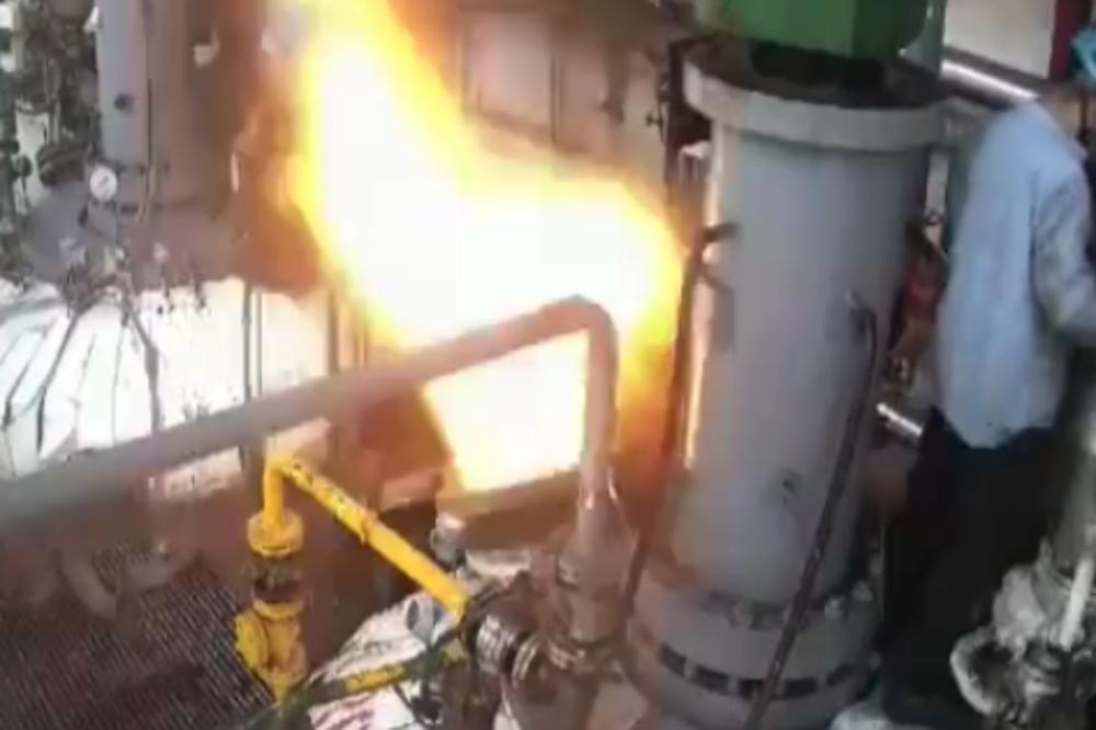 NAJSTRAŠNIJI SNIMAK NESREĆE NA RADU: Eksplozija je lansirala radnika u vazduh! (VIDEO)