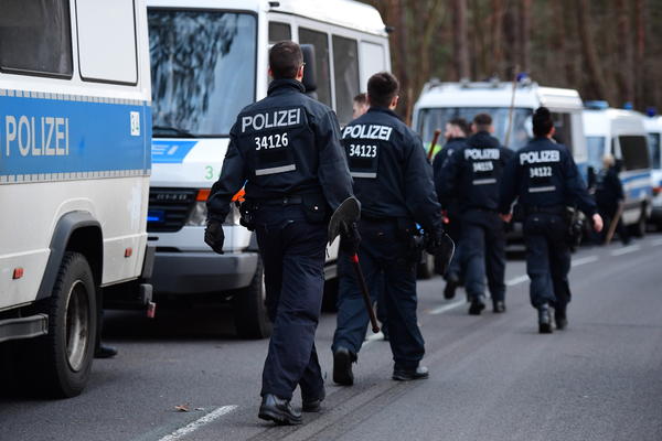 BERLIN: Uhapšeno 93 ljudi, većina posle protesta
