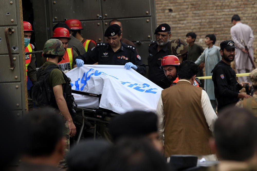 CRNI BILANS: U železničkoj nesreći u Pakistanu 43 osobe stradale