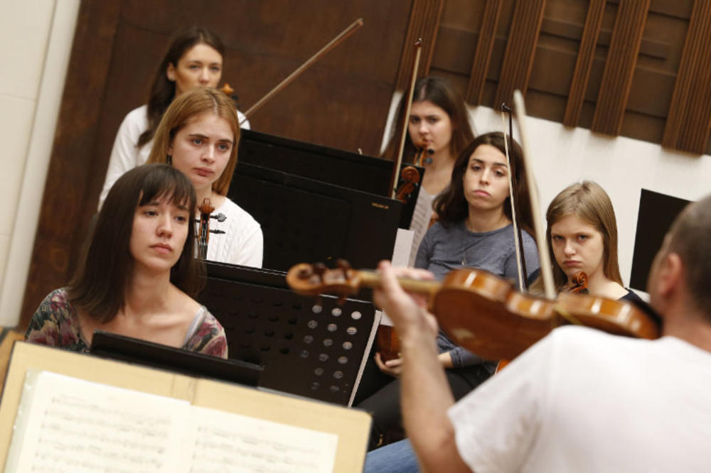 Beogradska filharmonija poklanja programe za decu na svom sajtu