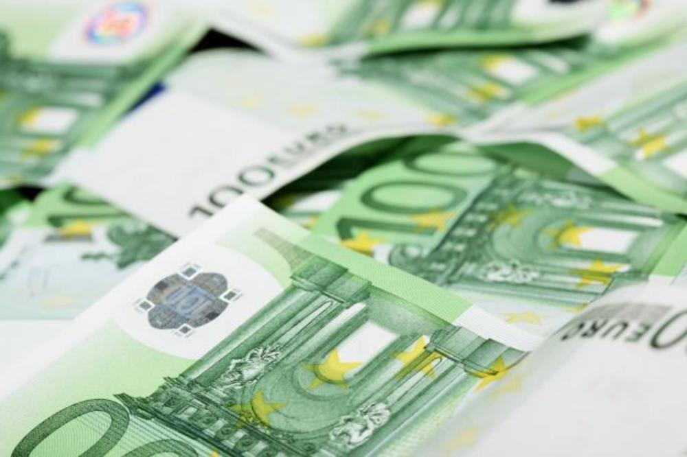 GOTOV VELIKI PODUHVAT: Danas se završava isplata novčane pomoći od 100 evra