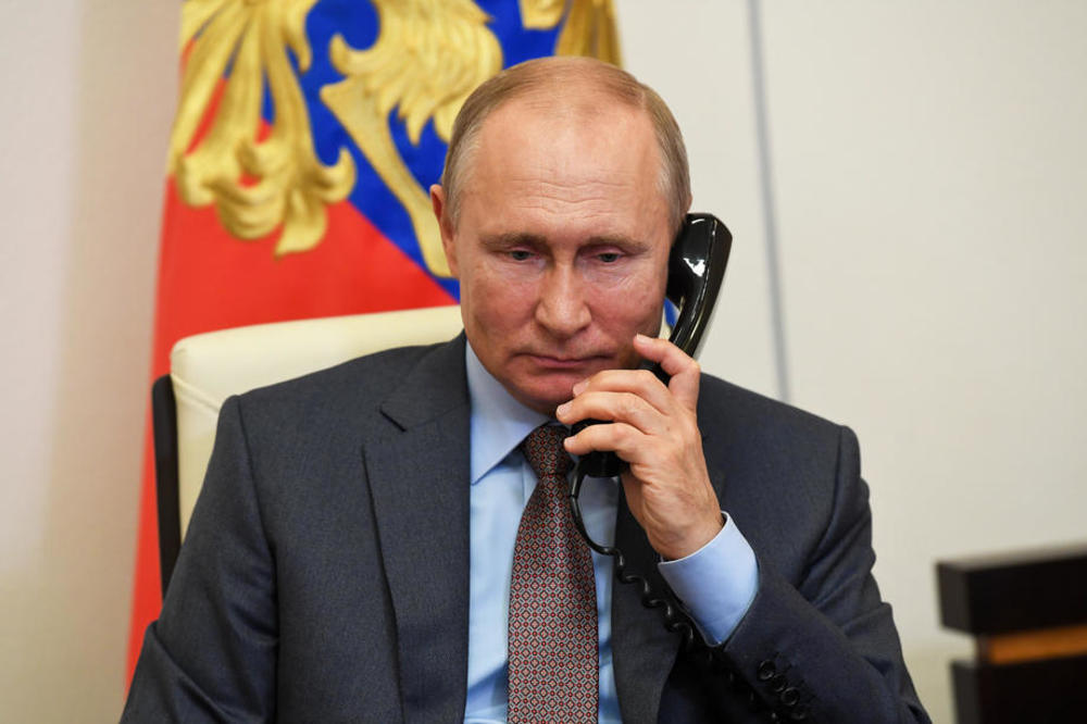 MINISTAR U SAMOIZOLACIJI: Oglasili se iz Kremlja u vezi sa Putinovim zdravljem, ovo je jako bitno