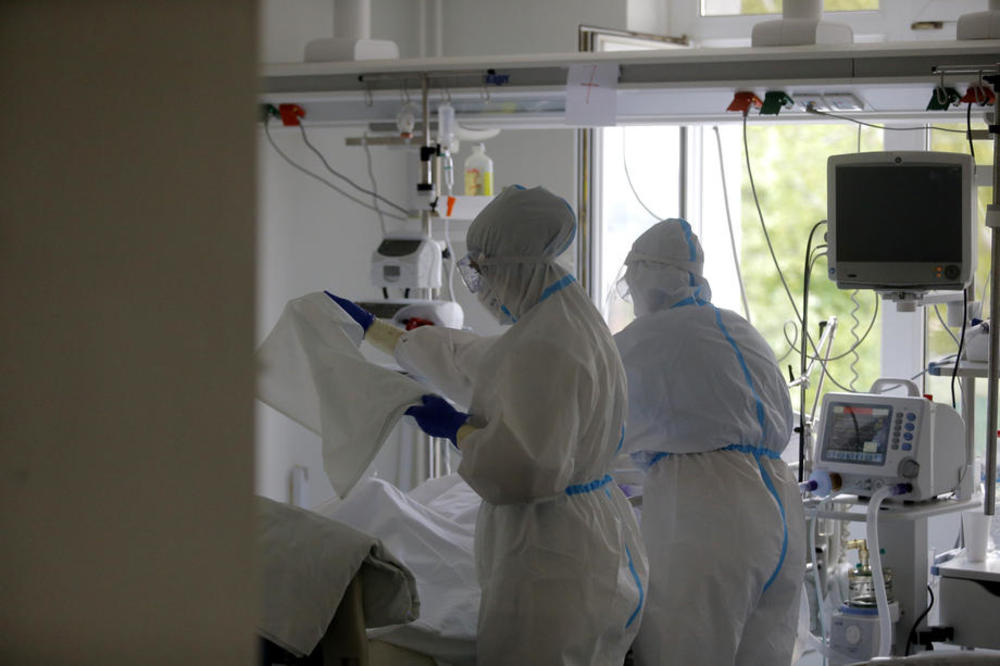 KORONA DIVLJA I DALJE! U Grčkoj 438 zaraženih, 11 osoba preminulo