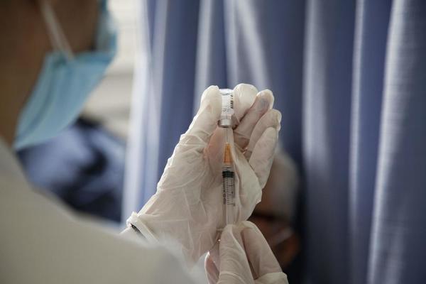 MILORAD JERKAN: U Nišu do ponedeljka vakcinisano 17.000 ljudi