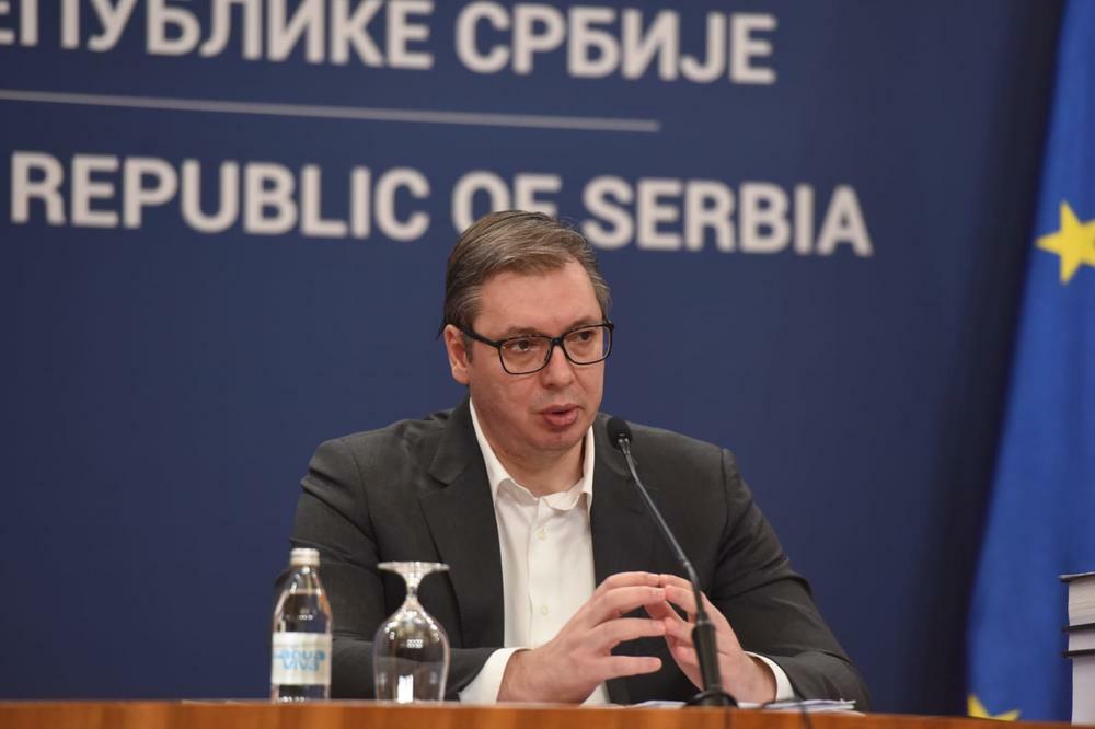 PREDSEDNIK VUČIĆ PORUČIO: Srbija se uzda u sebe u vezi nabavke vakcina!
