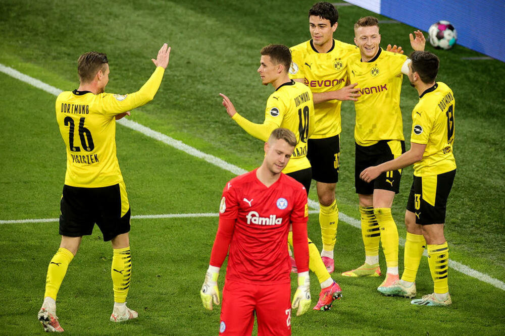 ZAVRŠENA BAJKA DRUGOLIGAŠA: Dortmund petardirao Kil za poluvreme i stigao do finala! (VIDEO)