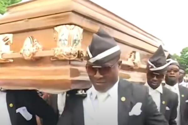 Šta se krije iza NAJPOPULARNIJEG MIMA sa plesačima na sahrani u Gani? (VIDEO)