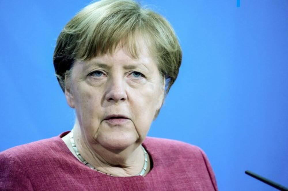 ANGELA MERKEL: Nemačka će nastaviti sa evakuacijom iz KABULA kao i SAD