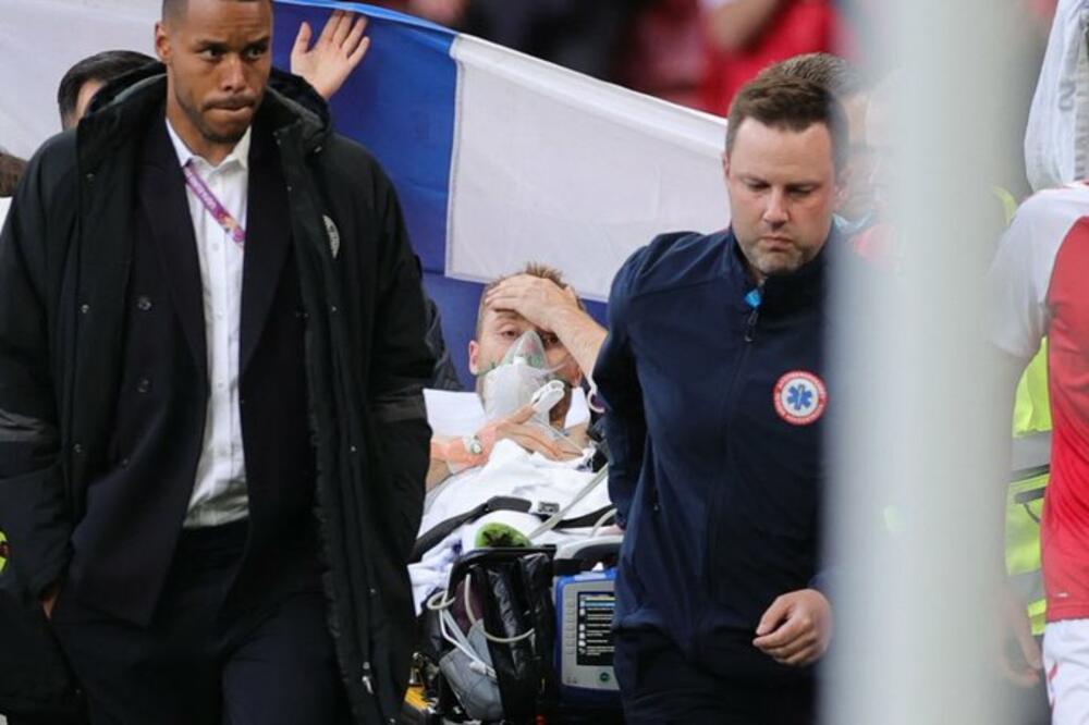 VESTI KOJIMA SMO SE MOLILI: Eriksen je u svesnom stanju primljen u bolnicu! (FOTO)