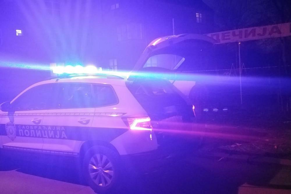 ZAKUCAO SE U DVA PARKIRANA VOZILA U BEOGRADU: Mladić (19) izgubio kontrolu nad autom pa mu policija pronašla OVO!
