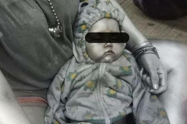 MAJKA "POZAJMILA" 10-MESEČNO DETE PROSJAKU ZA 150 DINARA: Fotografija "SREBRNE" bebe razbesnela i šokirala ljude!