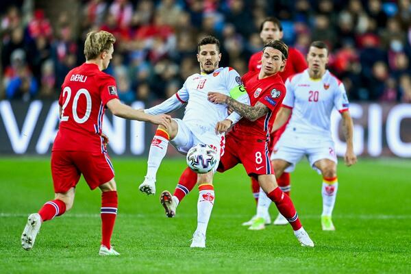 ZANIMLJIVI DUELI: Holandija održala Gibraltaru čas fudbala, Norveška prejaka za Crnu Goru!